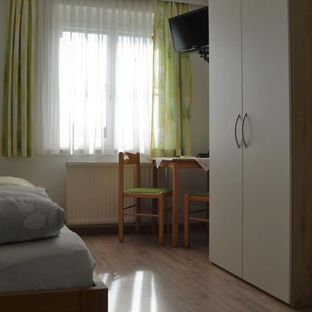 Fruehstueckspension Sterr Strebersdorf Exteriér fotografie